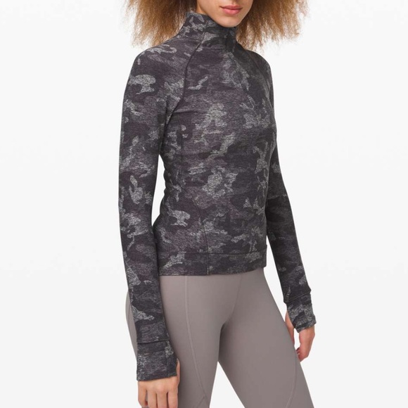 lululemon athletica Jackets & Blazers - Lululemon‎ Outrun the Elements 1/2 Zip camo size 4 women’s jacket pullover